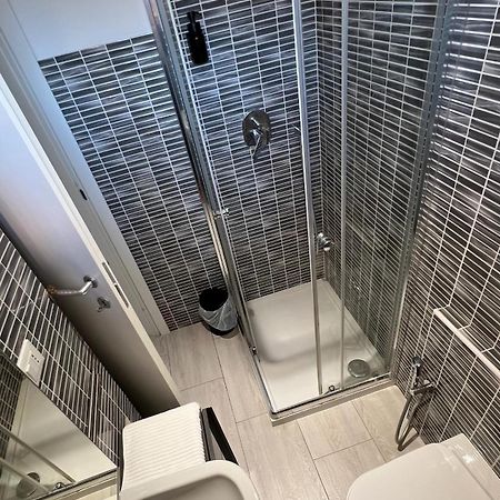 Rafael Milano - 10 Min From Linate Airport, Centrale Fs, Ospedale San Raffaele Apartman Kültér fotó
